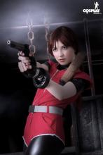 Resident Evil Claire nude cosplay 10