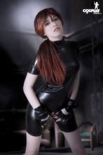 Resident Evil Claire nude cosplay 8