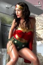 Wonder Woman nude 3