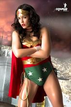 Wonder Woman nude 5